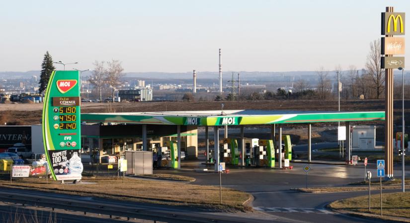 Fordult a kocka a benzinkutakon: rég láthattak ilyet a magyar autósok