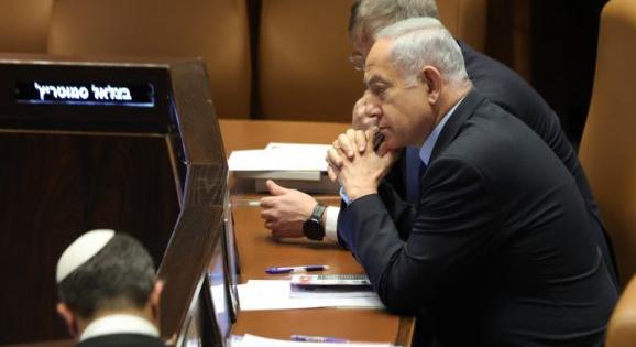 Elfogadták a kormányfő felfüggesztését akadályozó törvényt Izraelben