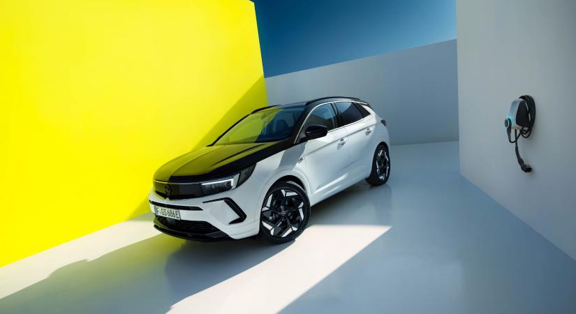 Bejelentették a következő elektromos Opelt