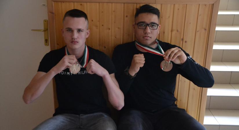 Több érmet is szereztek a makói bokszolók az Énekes-emlékversenyen