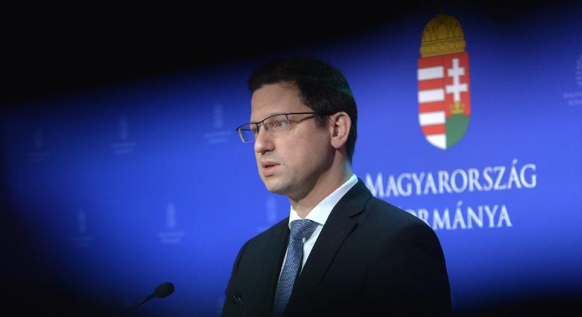 Gulyás elmondta, hogy letartóztatnák-e Putyint Magyarországon