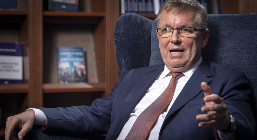 Matolcsy ismét csőre töltötte a kormánykritikus fegyverét