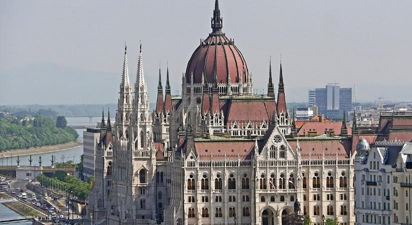 Navracsics Tibor: Ha Budapest leszakad, annak az egész nemzetgazdaság látja kárát