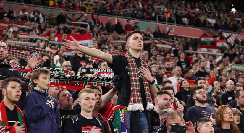 A szurkolók szerint helye van a Nagy-Magyarország molinóknak a lelátókon - videó