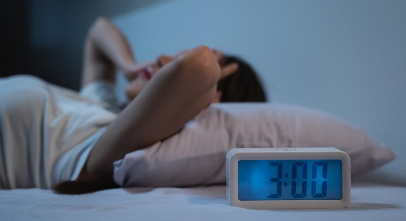 Az alváshiány 10 megdöbbentő hatása – spoiler: a fáradtság nincs köztük!