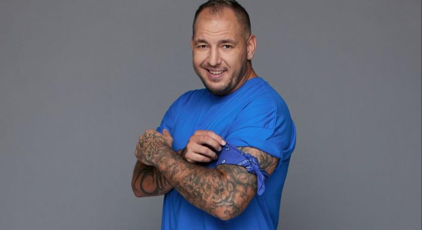 Curtis: Megvettem életem első házát, hatalmas kertem lesz és persze kertészem is