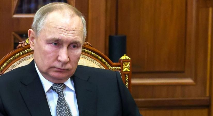 Putyin az egész világgal a bolondját járatja? - Hideglelős feltételezések terjednek az orosz elnökről