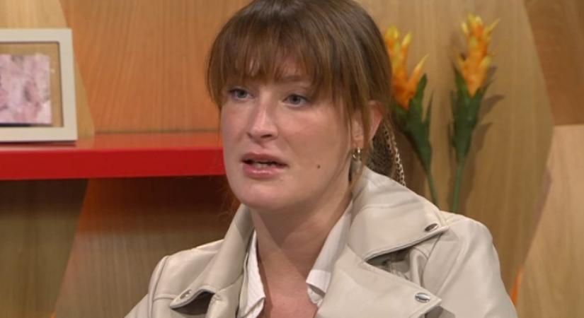 Mérő Vera sokkoló ruhában jelent meg Glamour gálán: Válogatott trágárságok voltak ráírva az öltözékére