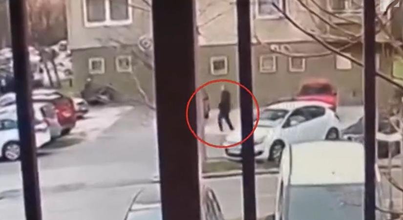 Vérfagyasztó videó került elő a csepeli gyerekmolesztáló férfiról