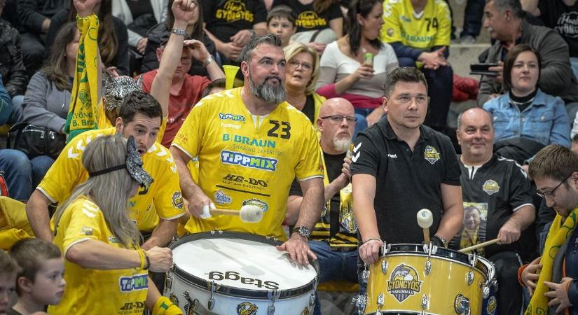 A rangadó előtt megvendégelték a gárdát a gyöngyösi drukkerek