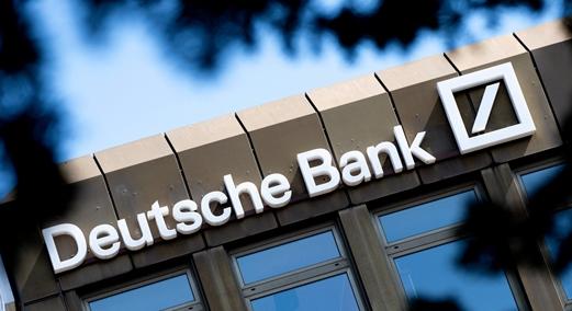 Nincs még vége: zuhanórepülésben a Deutsche Bank részvényei