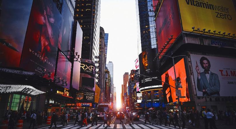 Fenséges ételeket fogyasztott Curtis New Yorkban (fotók)