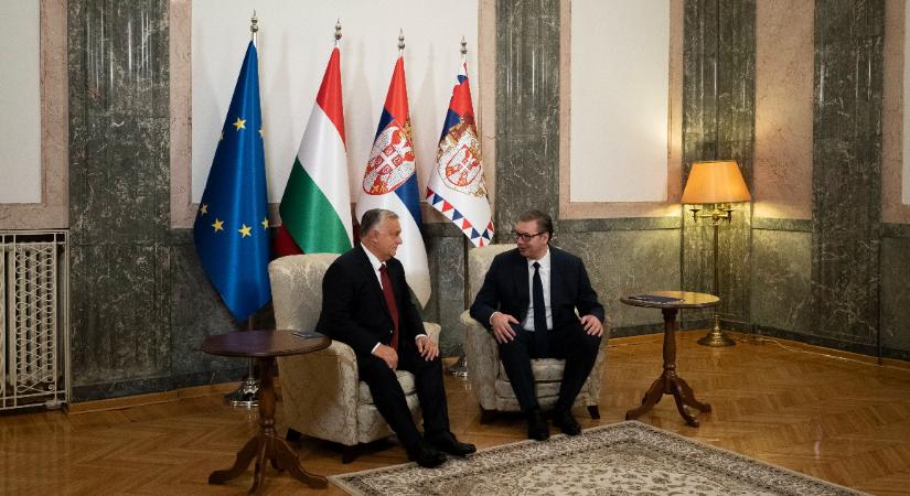 Orbán Viktor Belgrádba utazik, hogy a szerb elnökkel tárgyaljon