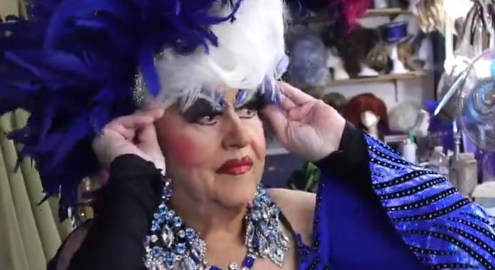 92 éves korában meghalt Darcelle, a világ legidősebb aktív drag queenje