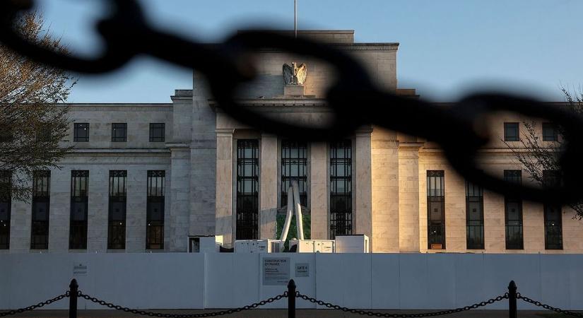 Nincs egyetértés a bankpánik kezelésében, szembe megy a Fehér Házzal a Wall Street