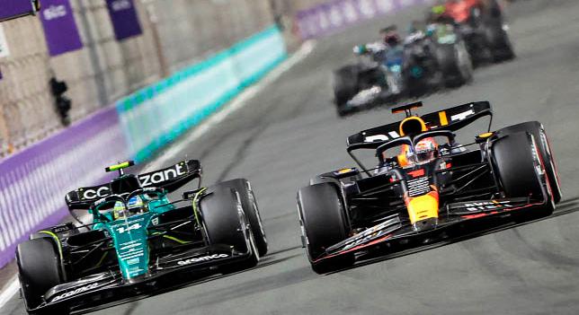 Érik az újabb botrány az F1-ben, csalással gyanúsítják a Red Bull csapatát