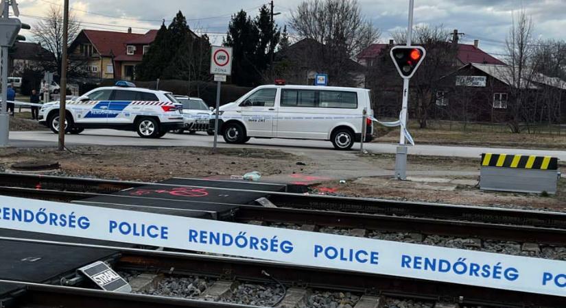 Újabb tragédia a síneken – gázolt a Napfény Intercity Pilis és Monor között