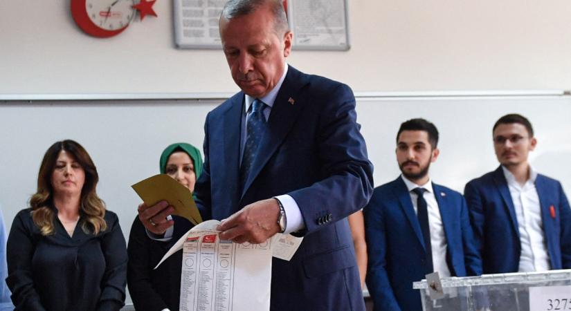 Egyre valószínűbb Erdoğan veresége a májusi választásokon