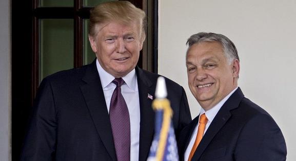 Szijjártóék szerint a Trump-pártiság miatt nem hívják meg Magyarországot a demokráciacsúcsra