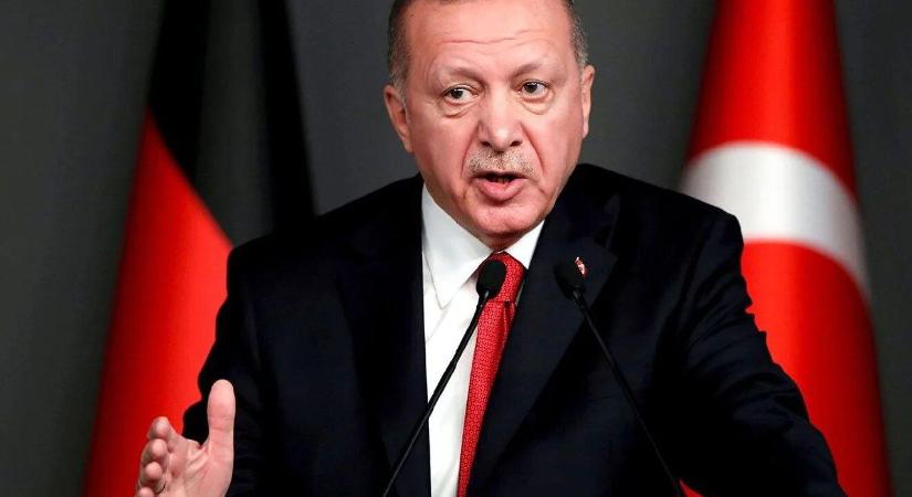 Erdogan a tárgyalások megkezdésére, az ukrajnai háború azonnali befejezésére szólította fel Putyint