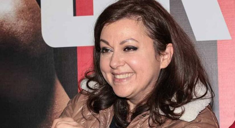 Erdélyi Mónika 15 éves lánya ragyog a címlapon: Molli ilyen szép édesanyja mellett