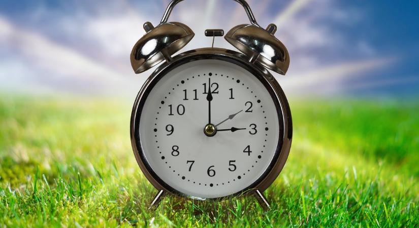 Téged is megvisel az óraátállítás? 10 tipp, hogy megszokd a nyári időszámítást