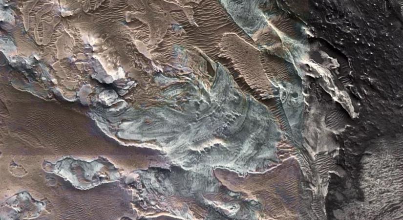 Egy ősi gleccser maradványaira találtak a Marson