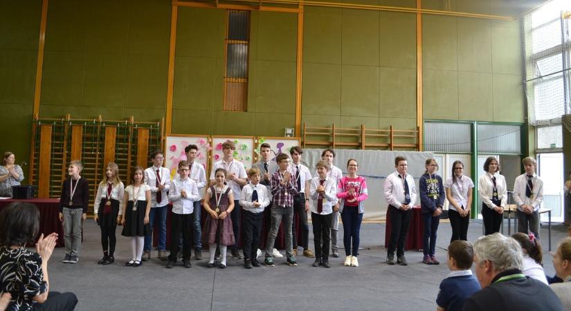 Büszkék lehetünk – a Zrínyi Ilona Matematikaverseny vármegyei fordulójának legeredményesebb iskolája a Hétvezér