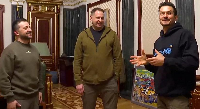 Zelenszkij Orlando Bloomal tárgyalt a háborús károkról