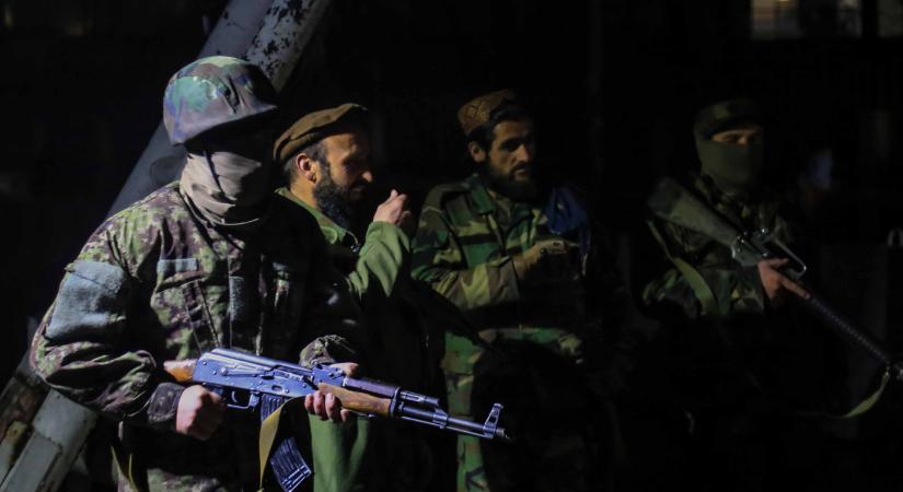 Öngyilkos merényletre készülő terrorista pokolgépe robbant kabuli külügyminisztérium közelében