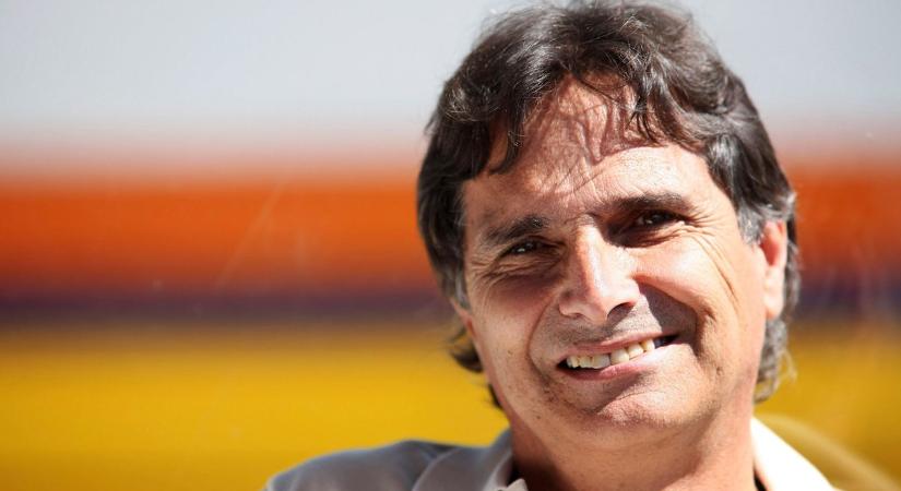 Az F1-bajnok Nelson Piquet-nek egymillió dollárt kell fizetnie, amiért megsértette Lewis Hamiltont