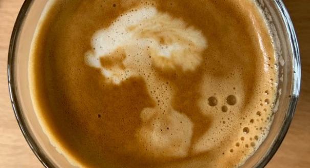 Így kerül atomrobbanás, szellem vagy cuki béka a kávédba
