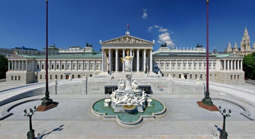 Zelenszkij beszédet mond az osztrák parlamentben
