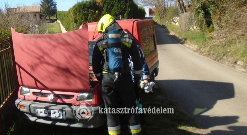 Három gépjárműtűzhöz riasztották a pécsi tűzoltókat a napokban
