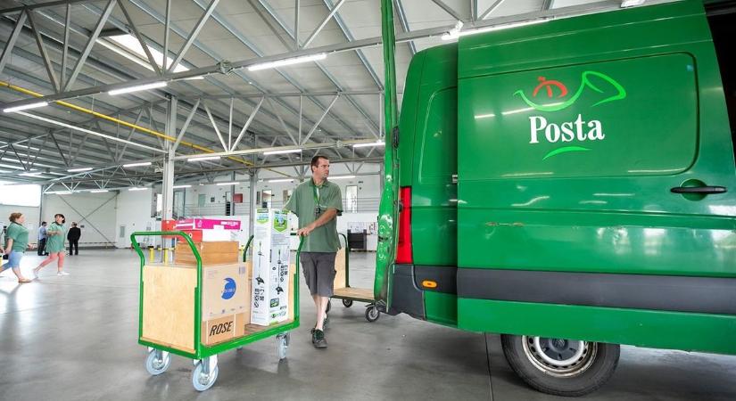 Rohamosan közelíti a félezret Magyar Posta csomagautomatáinak száma