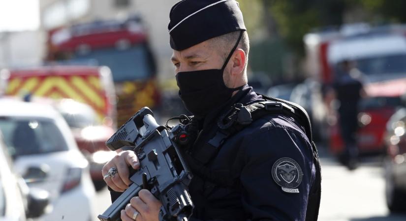 Egyre durvább a helyzet: tizenháromezer rendőrt mozgósítanak a franciák az újabb tüntetéshullám miatt