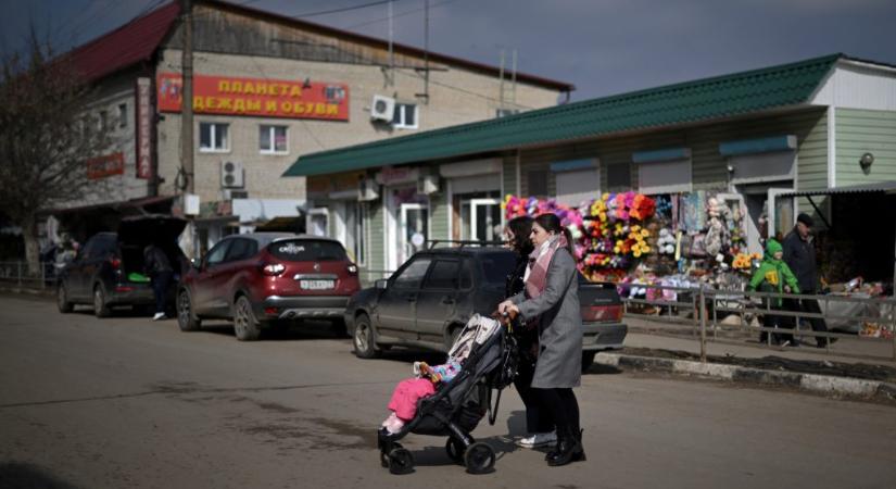 Ukrán vezérkar: három Donyeck megyei településre összpontosították az orosz támadásokat