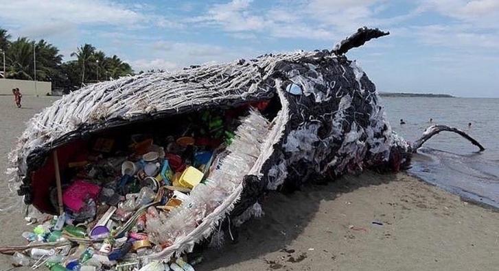 Mellbevágó ez az óriás installáció, ami a tengeri hulladékokra hívják fel a figyelmet