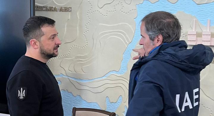 Zaporizzsjában találkozott Zelenszkij a NAÜ vezetőjével