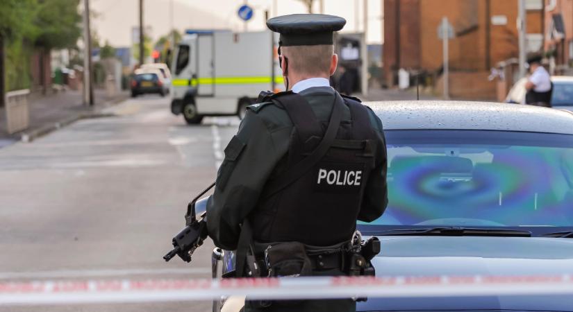Emelte az elhárítás az észak-írországi terrorkészültség szintjét