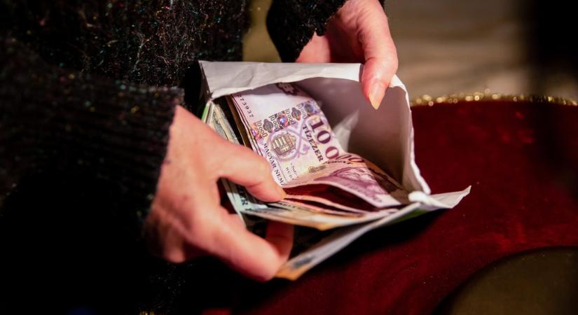 Jóval kevesebbet ér a fizetésünk, mint egy éve, a nyár vége óta bezuhant a reálkereset