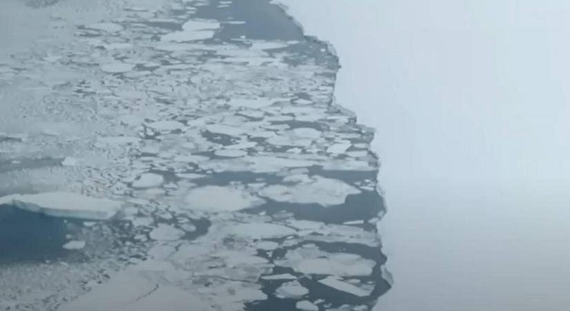 Videón, ahogy egy akkora jégtábla szakadt le az Antarktiszról, amin Budapest háromszor elférne