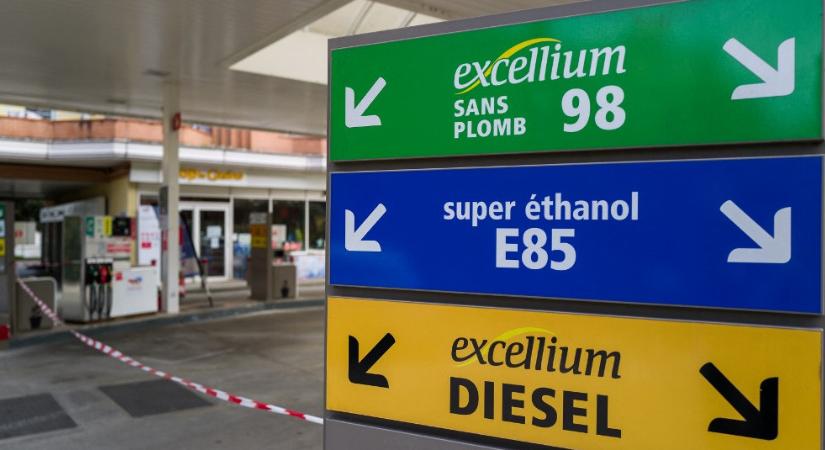 EU: jóváhagyták a dízel- és benzinüzemű új autók értékesítésének 2035 utáni betiltását