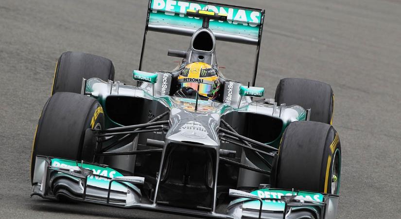 „Annyian mondták, hogy rosszul döntöttem” – Hamilton 10 éve debütált a Mercedesnél