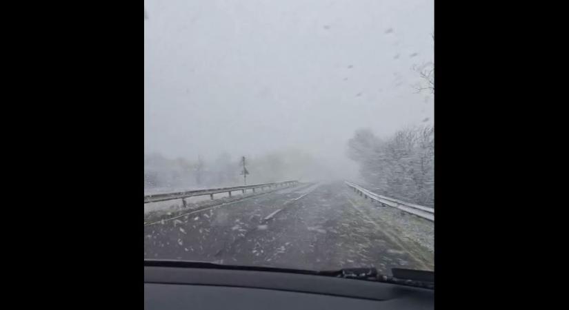 Brutális hóvihar csapott le a Balatonfelvidékre (VIDEÓ)