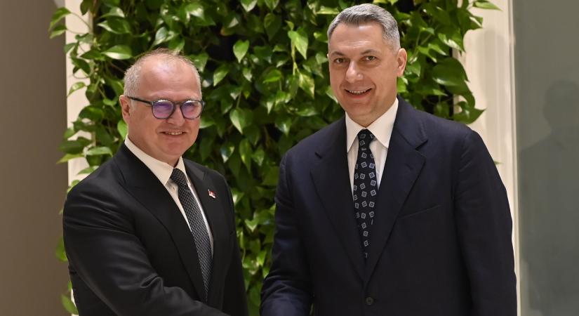 Bővítik a magyar-szerb határátkelőhelyeket