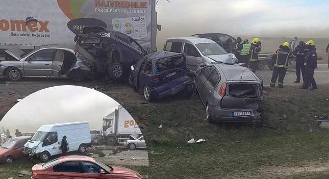 Tömegbalesetet okozott Szabadka és Topolya között a porvihar