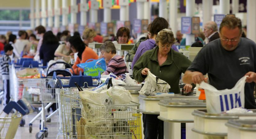 Több mint 10 éves rekordon az infláció Nagy-Britanniában
