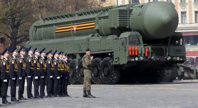 Oroszország elkezdett interkontinentális ballisztikus rakétákkal hadgyakorlatozni