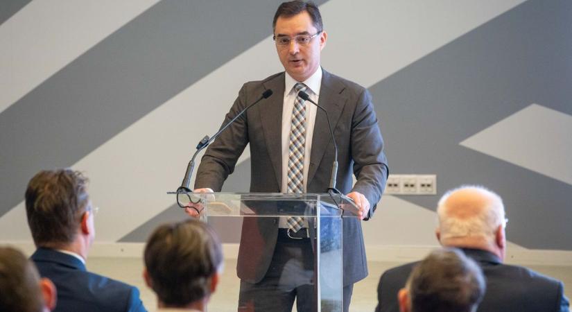 Papp László az Ipar Napjain: Debrecen ipari fejlesztése a jövőnek üzen
